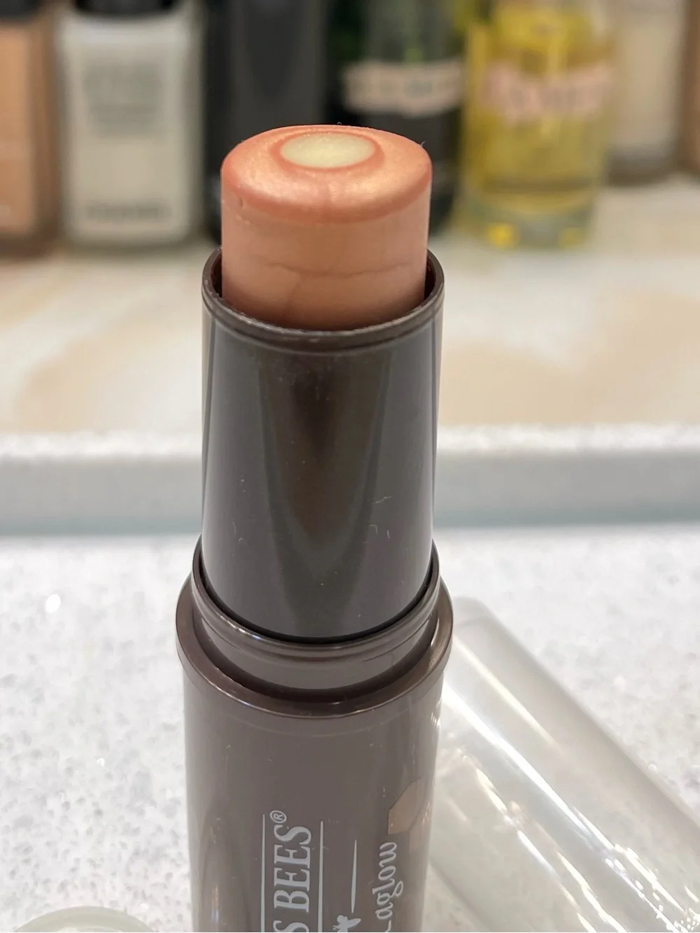 Burt’s Bees ~ ‘1605 GOLDEN SHIMMER’ ~ ALL Aglow Bronzer Stick ~ Full Size
